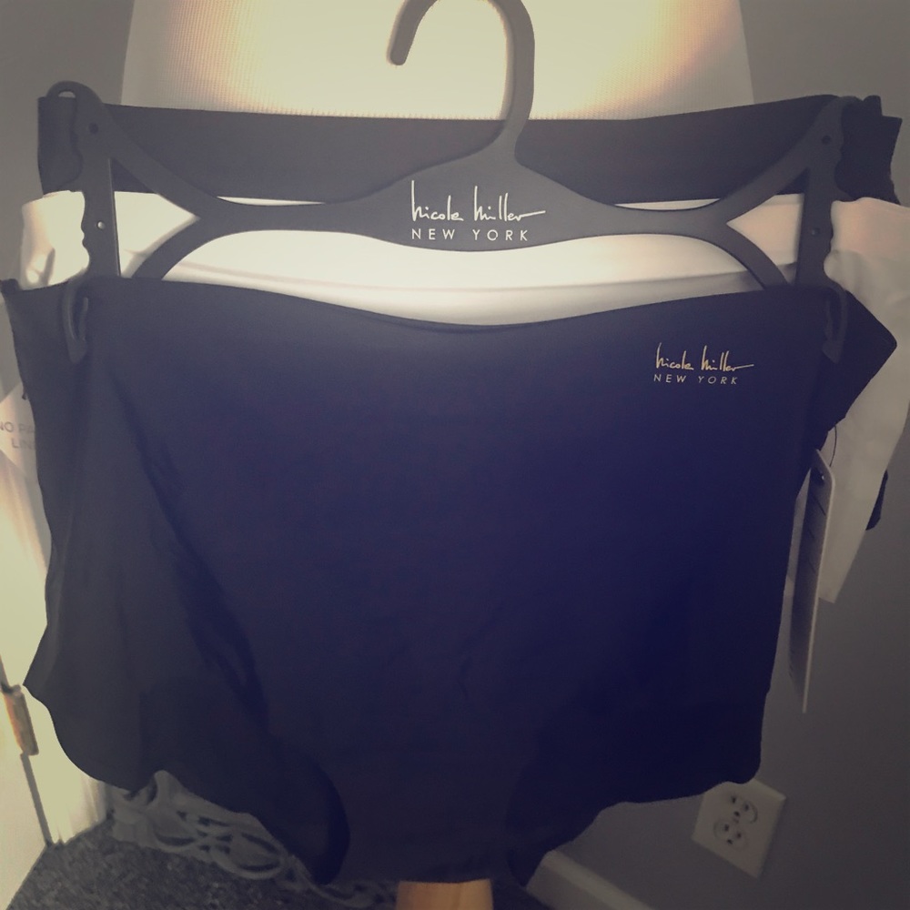 Nicole Miller no show panties